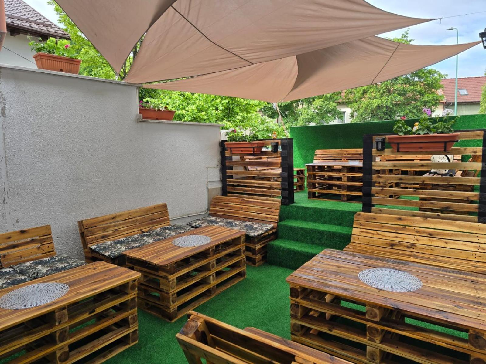 Ambra Room'S Brașov Exterior foto